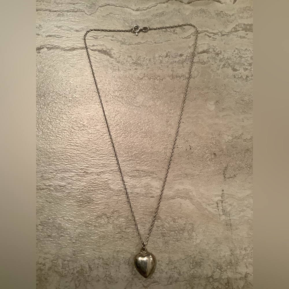 ❤️New Vintage sterling silver Puffed Hearts Necklace (Alpha, silver)